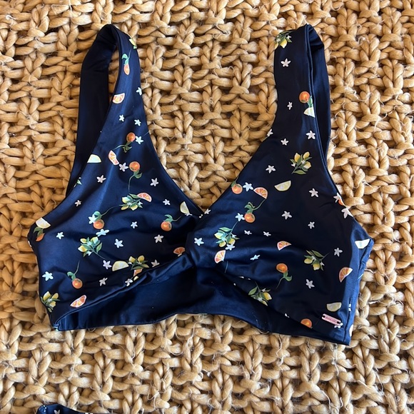 Oranges Mid Rise Bikini - Picture 3 of 8